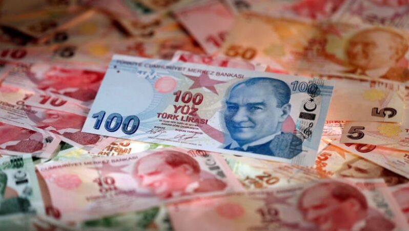 Bütçe yıla açıkla başladı
